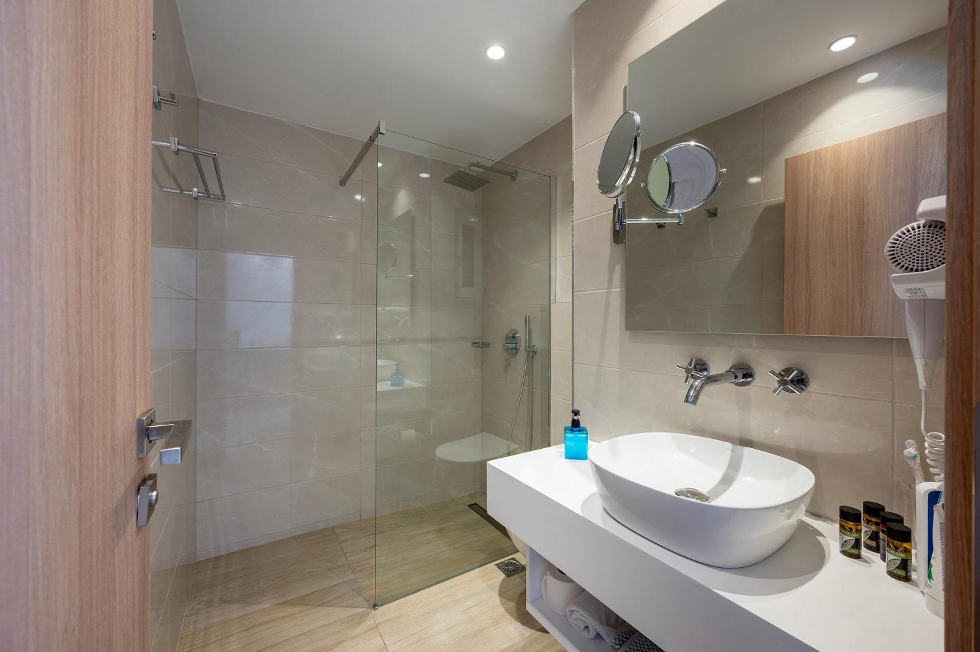 Poseidon Deluxe Apartments Kos Exterior photo